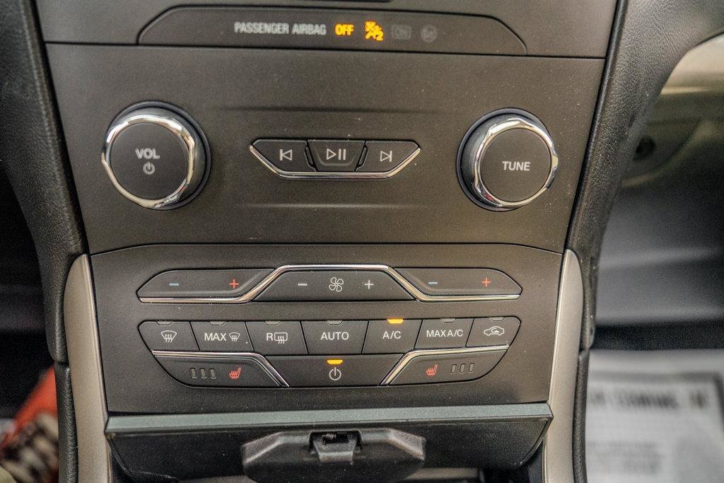 Used 2019 Ford Edge SEL w/ Equipment Group 201A FWD image 31