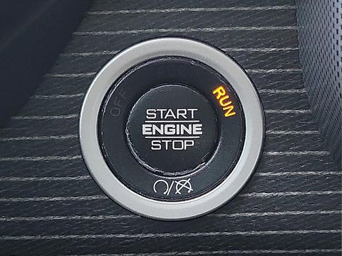 Used 2021 RAM 2500 Limited AWD/4WD image 17