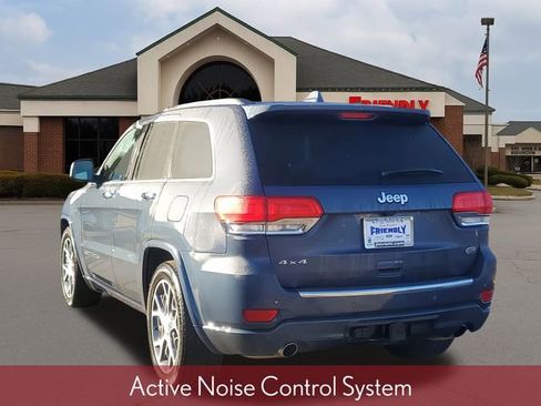 Used 2021 Jeep Grand Cherokee Overland image 3