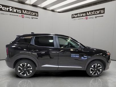 Used 2025 Nissan Kicks SV