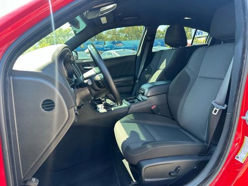 Used 2020 Dodge Charger SXT w/ Blacktop Package image 11