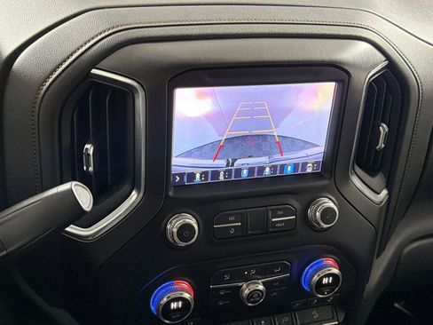 Used 2021 GMC Sierra 1500 AT4 w/ AT4 Premium Package image 19