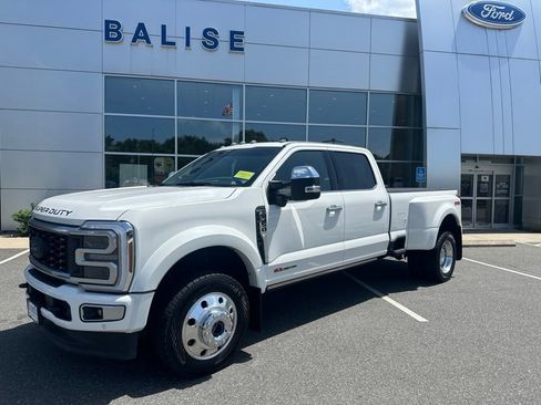 Used 2026 Ford F450 Platinum w/ Platinum Plus Package AWD/4WD image 1