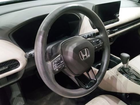 Used 2023 Honda HR-V LX image 25