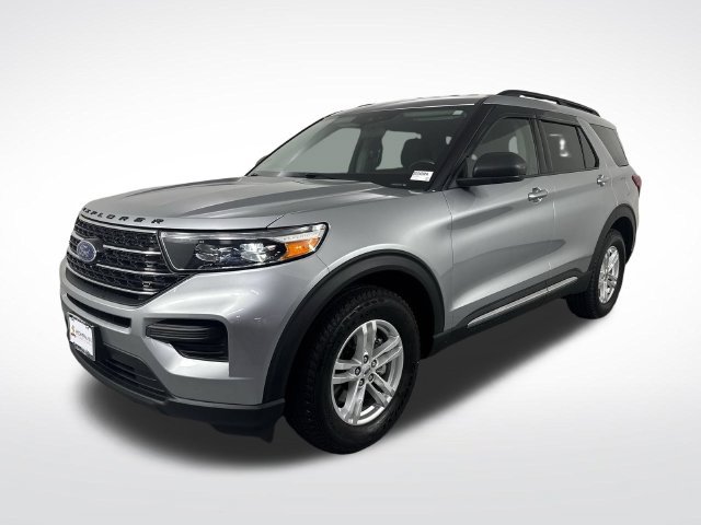 Used 2020 Ford Explorer XLT w/ Comfort Package AWD/4WD image 2