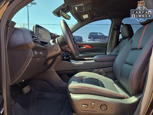 Used 2026 Chevrolet Traverse RS w/ LPO, Floor Liner Package AWD/4WD image 16