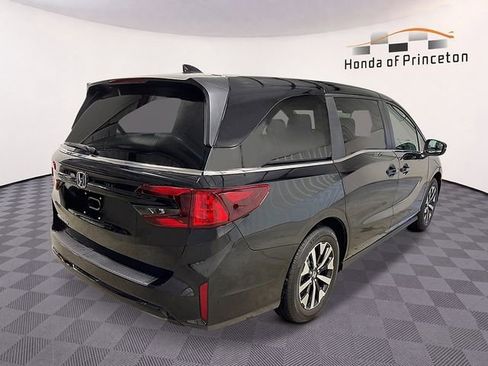 New 2026 Honda Odyssey EX-L image 3