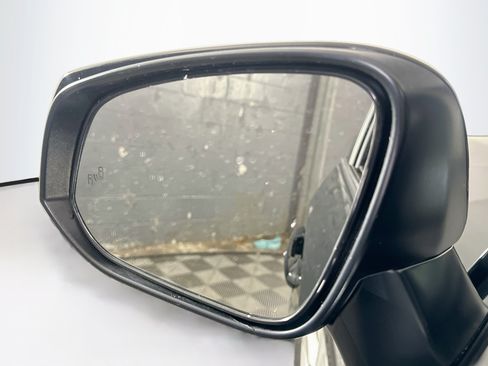 Used 2020 Toyota RAV4 XLE FWD image 16