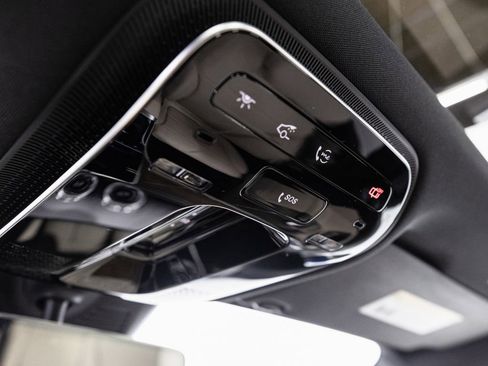 Used 2025 Mercedes-Benz GLC 350e 4MATIC w/ Driver Assistance Package image 24