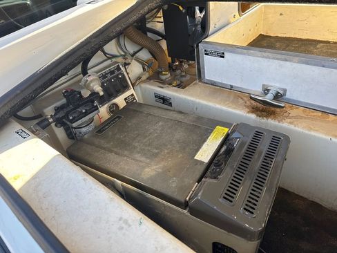 Used 2001 Ford F250 XLT image 12