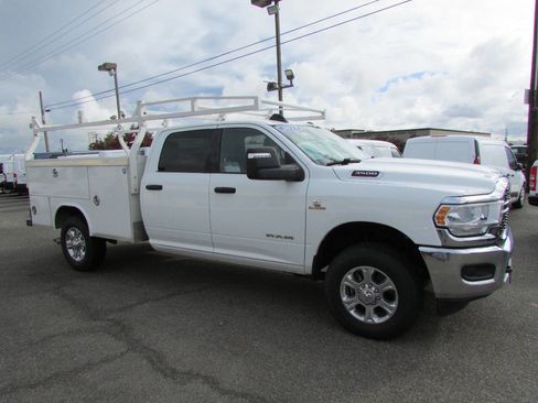 Used 2023 RAM 3500 Big Horn w/ Level 1 Equipment Group image 5