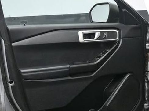Used 2021 Ford Explorer 4WD image 19