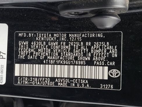 Used 2016 Toyota Camry SE image 33