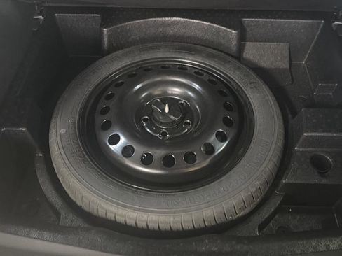 Used 2023 Buick Envision Preferred image 10