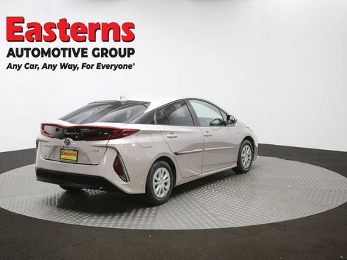 Used 2020 Toyota Prius Prime XLE image 39