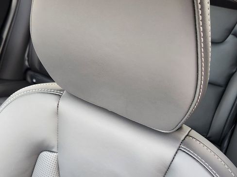 New 2026 Volvo XC60 B5 Ultra w/ Climate Package image 5