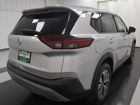 Used 2021 Nissan Rogue SV FWD image 9