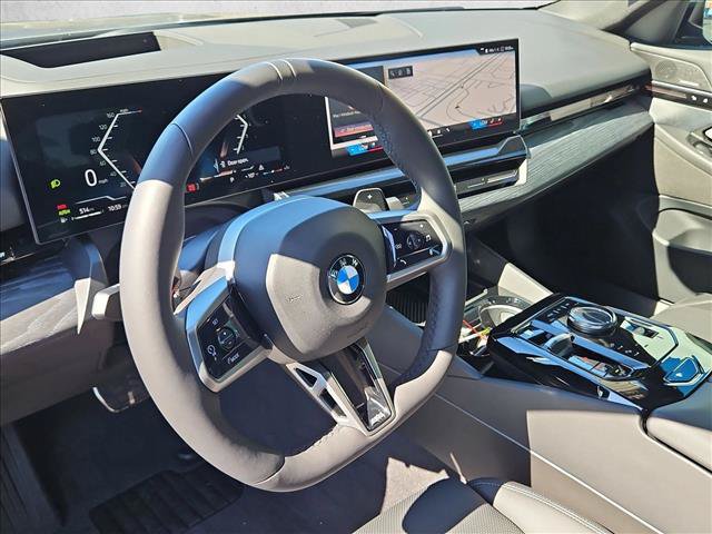 Used 2026 BMW 530i xDrive AWD/4WD image 10
