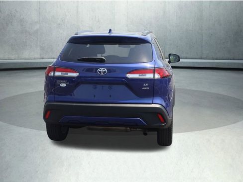 Used 2023 Toyota Corolla Cross LE AWD/4WD image 8