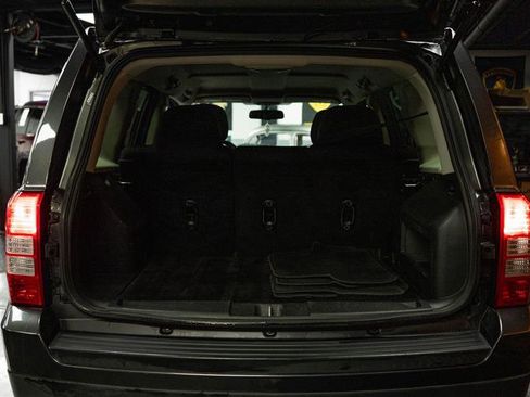 Used 2017 Jeep Patriot Latitude image 7