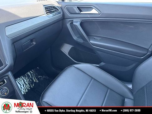 Certified 2021 Volkswagen Tiguan SE AWD/4WD image 31