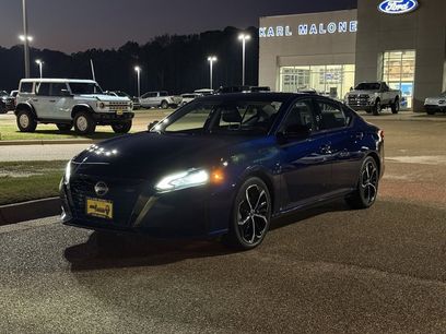 Used 2024 Nissan Altima 2.5 SR