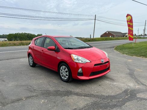 Used 2013 Toyota Prius C Four image 3