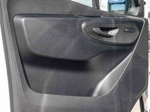 New 2025 Mercedes-Benz Sprinter 2500 image 19