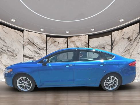 Used 2019 Ford Fusion SE FWD image 7
