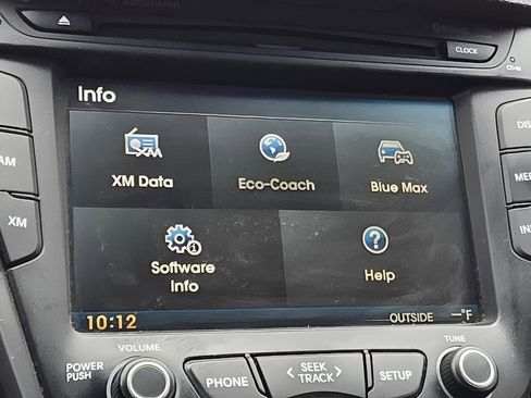 Used 2013 Hyundai Veloster Turbo FWD image 30