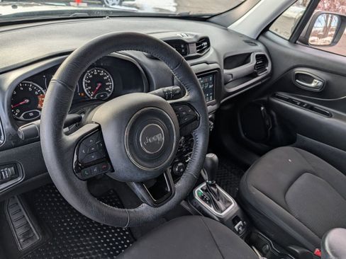 Used 2020 Jeep Renegade Altitude image 25
