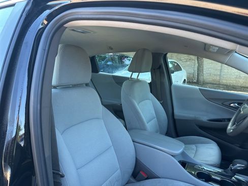 Used 2023 Chevrolet Malibu LT FWD image 15