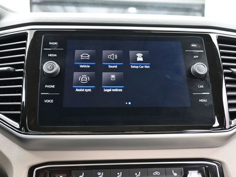 Used 2023 Volkswagen Atlas SEL R-Line image 23