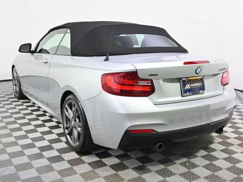 Used 2016 BMW M235i xDrive Convertible AWD/4WD image 4