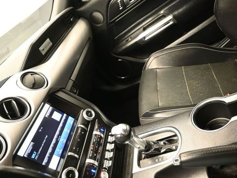 Used 2019 Ford Mustang GT Premium image 20