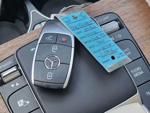 Used 2024 Mercedes-Benz GLE 450 GLE 450 image 20