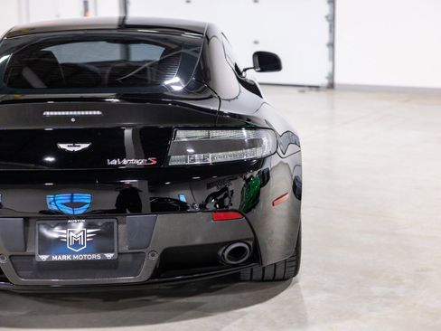Used 2016 Aston Martin V12 Vantage S image 13