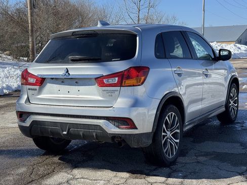 Used 2018 Mitsubishi Outlander Sport SE image 6