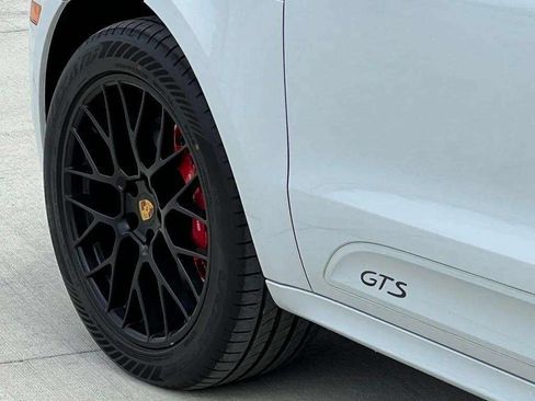Used 2018 Porsche Macan GTS w/ Premium Package Plus AWD/4WD image 10