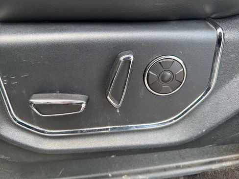 Used 2020 Ford Expedition Max Platinum image 17