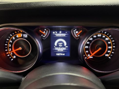 Used 2018 Jeep Wrangler Unlimited Sport S AWD/4WD image 14