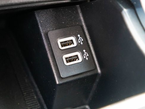Used 2019 Ford Edge Titanium w/ Equipment Group 301A AWD/4WD image 29