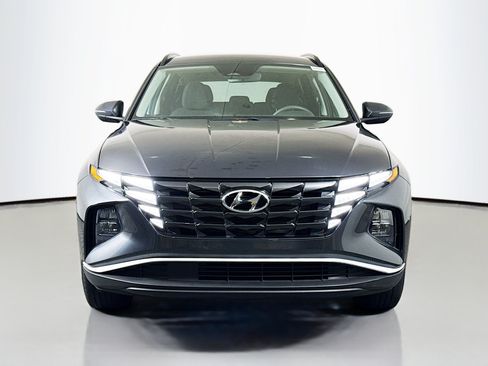 Used 2023 Hyundai Tucson SEL FWD image 2