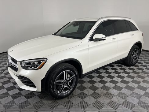 Certified 2022 Mercedes-Benz GLC 300 4MATIC image 8
