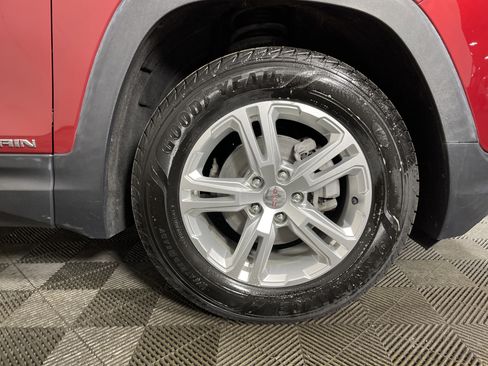 Used 2020 GMC Terrain SLE image 7