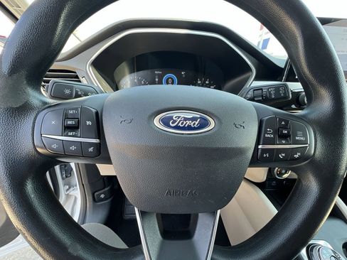 Used 2021 Ford Escape SE image 20