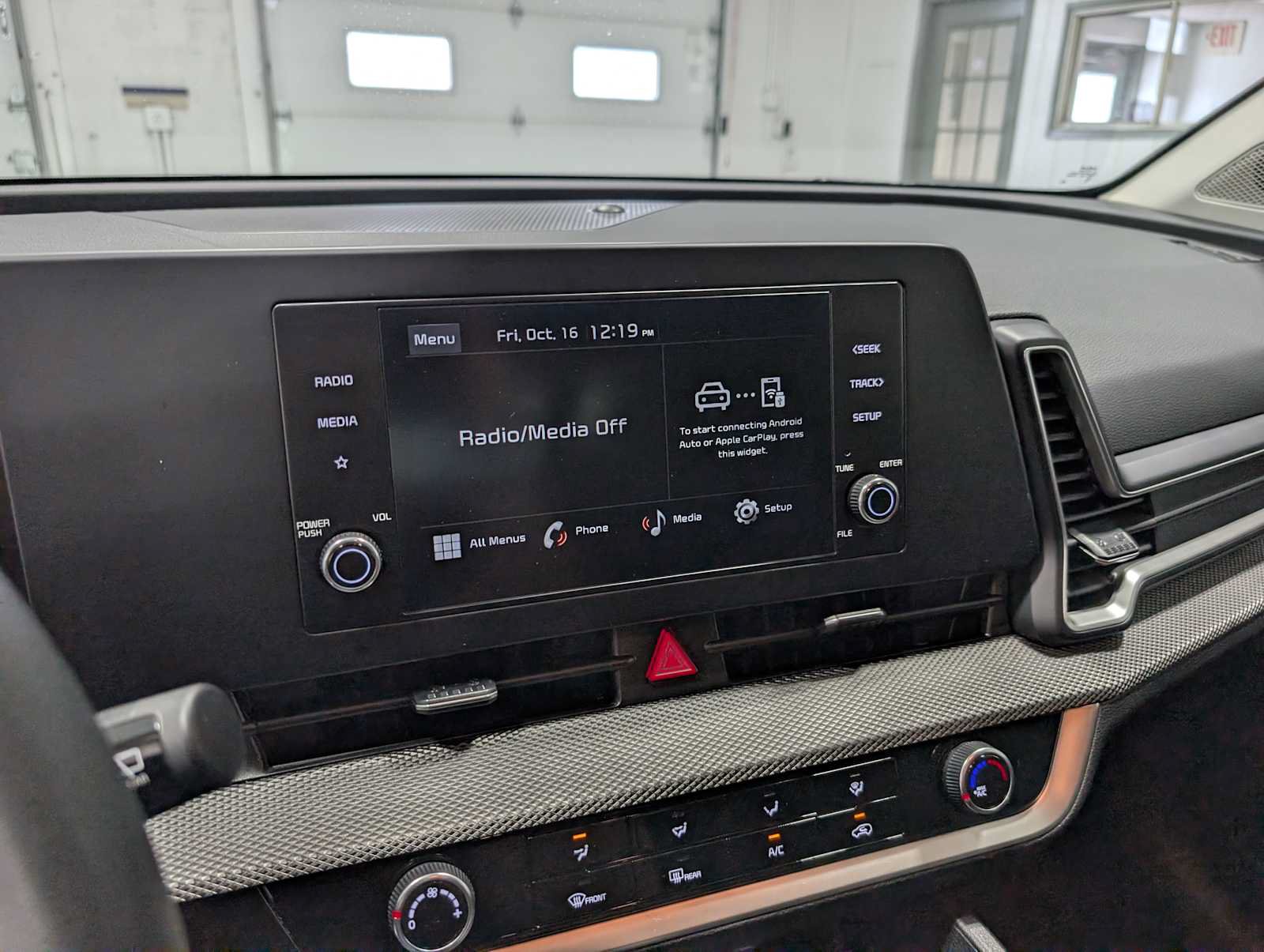 Certified 2024 Kia Sportage LX AWD/4WD image 15