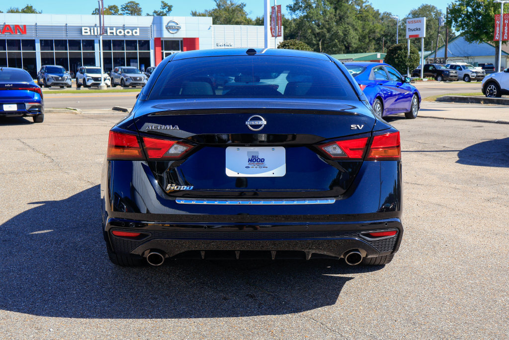 Used 2023 Nissan Altima 2.5 SV w/ SV Premium Package FWD image 20