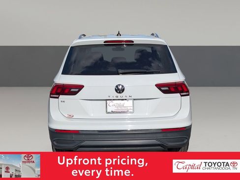 Used 2022 Volkswagen Tiguan SE image 6