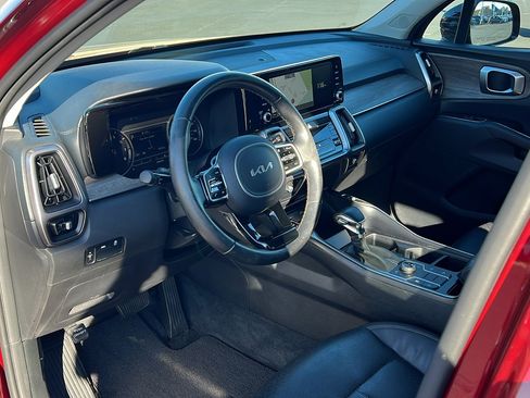 Used 2022 Kia Sorento S image 26